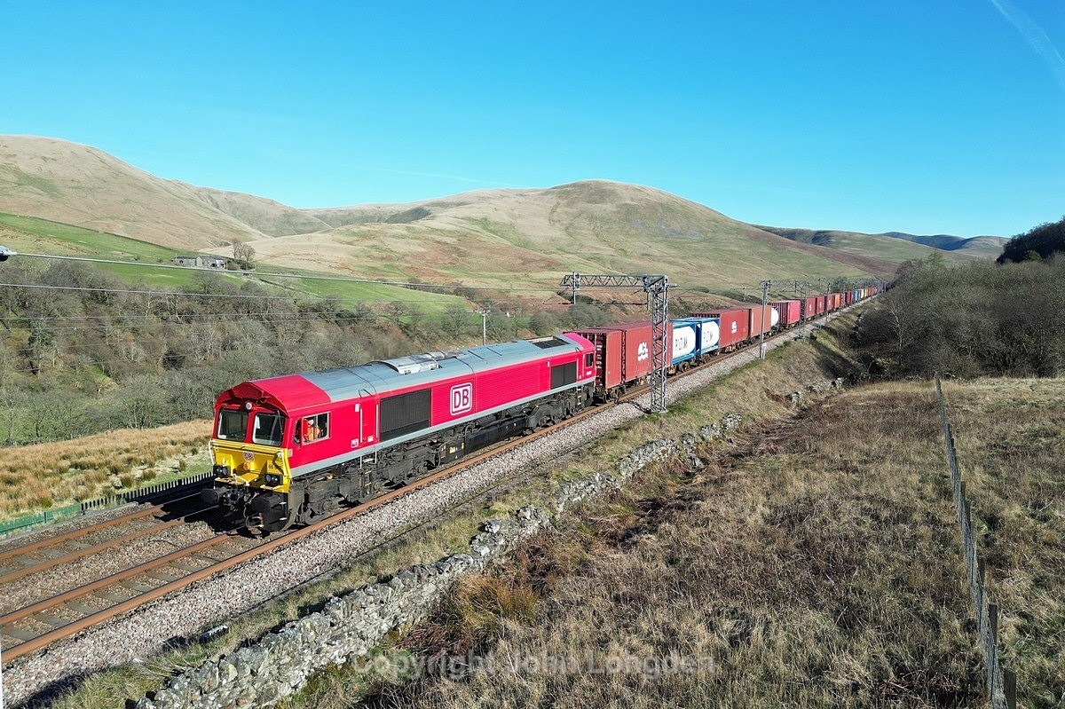 JL - 1.4.25 66007 4S38 Seaforth - Mossend, Lune Gorge - Latest shots