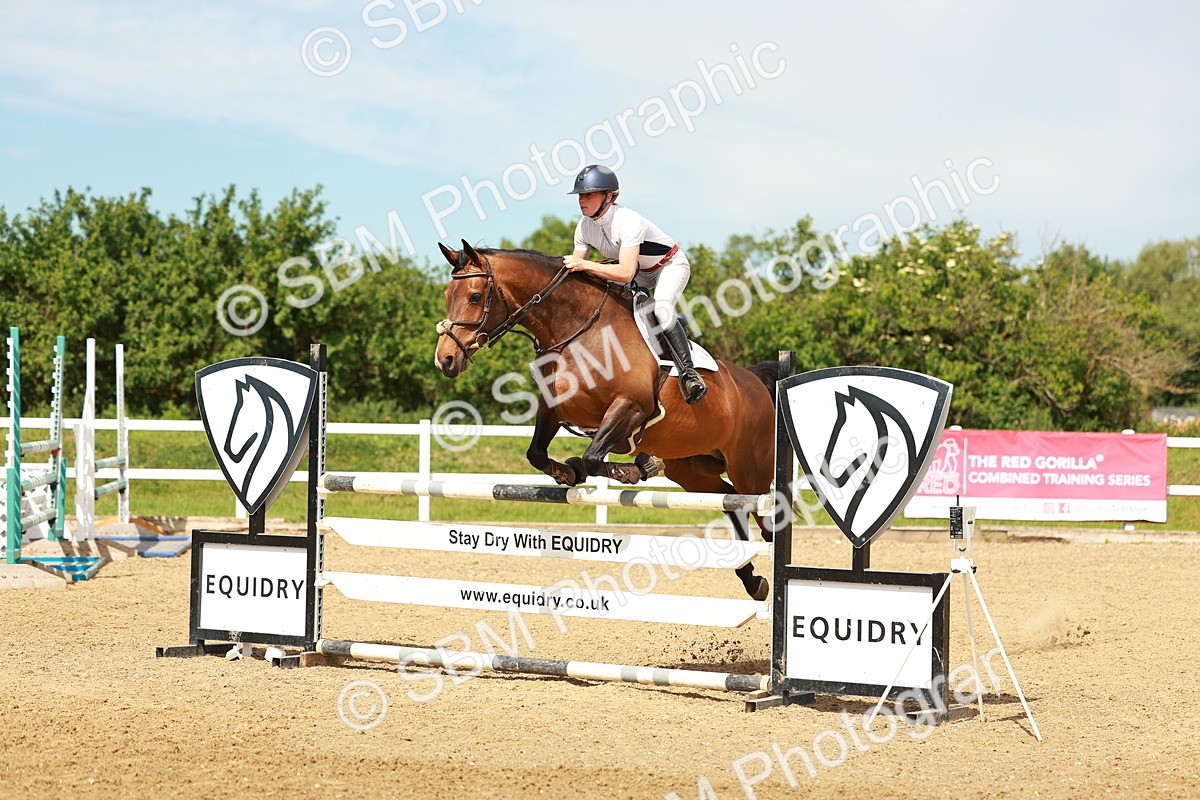 SBM_002436 - Class 4 - Senior Newcomers - 1.10m