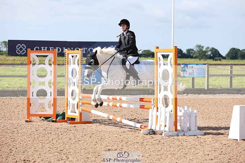 240714A-095318-01621 - Cls 3 A&B Pony BN & 80cm Open