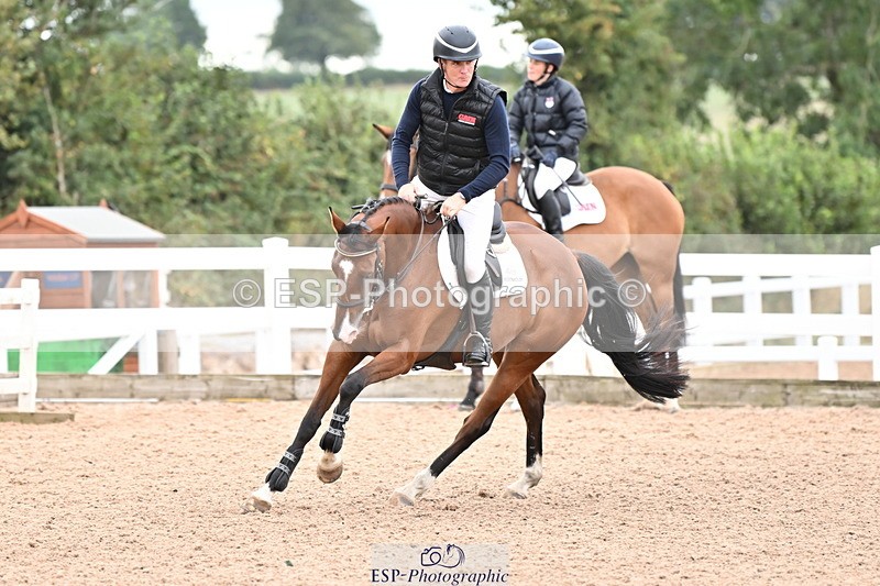 250820B-102200-00100 - Clear Round and Cls 1 British Novice and 90cm Open