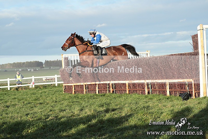 PtP 301125  0778 - Hursley Hambledon Point-to-Point Larkhill Racecourse 30/12/2025