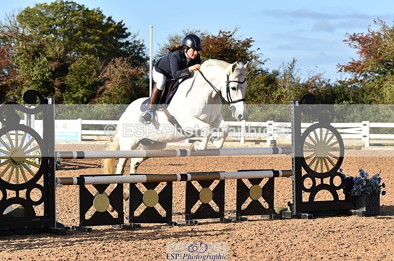 231014A-095526-03795 - Cls 12 British Novice & 90cm Open