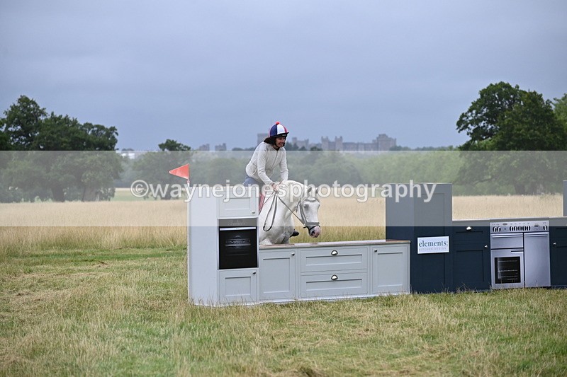 WJ6_9819 - Time at Kitchen Jump 09:38 to 10:13