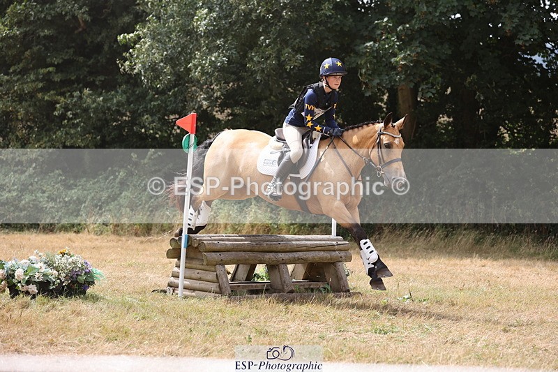 250824A-123822-36700 - 2029-Matilda.Holt-Esme