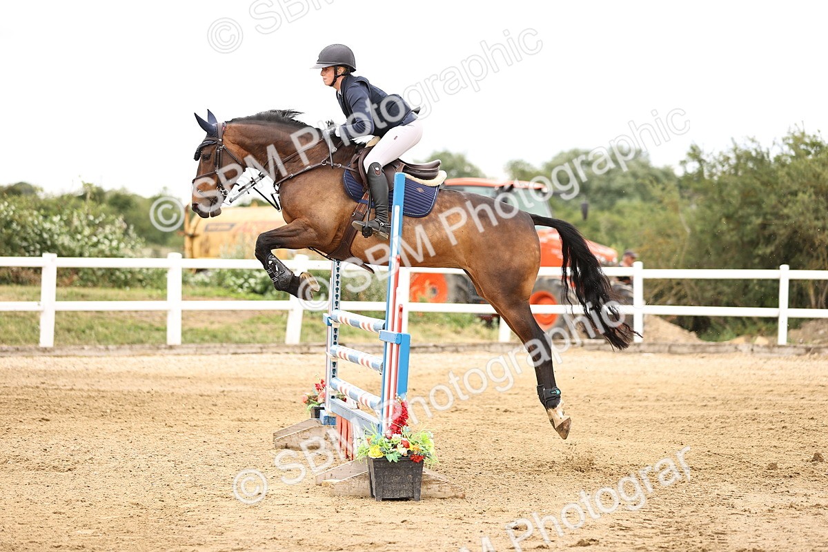 SBM_003117 - Class 21 - Senior Newcomers - 1.10m