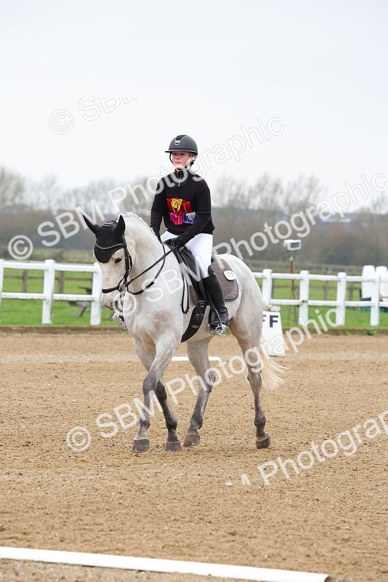 SBM_001232 - Class 8-11 - Novice 2 - Elementary 2