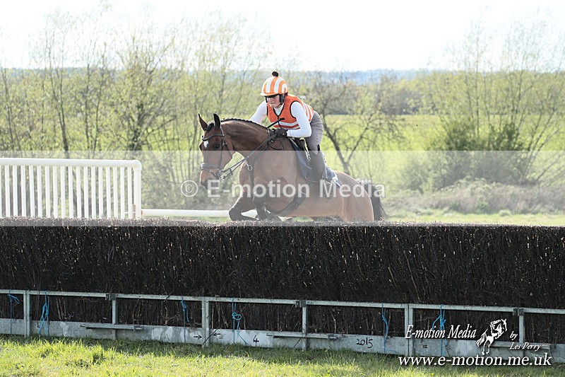 PtP 210425  1382 - Paxford Races Easter Monday 21/04/25