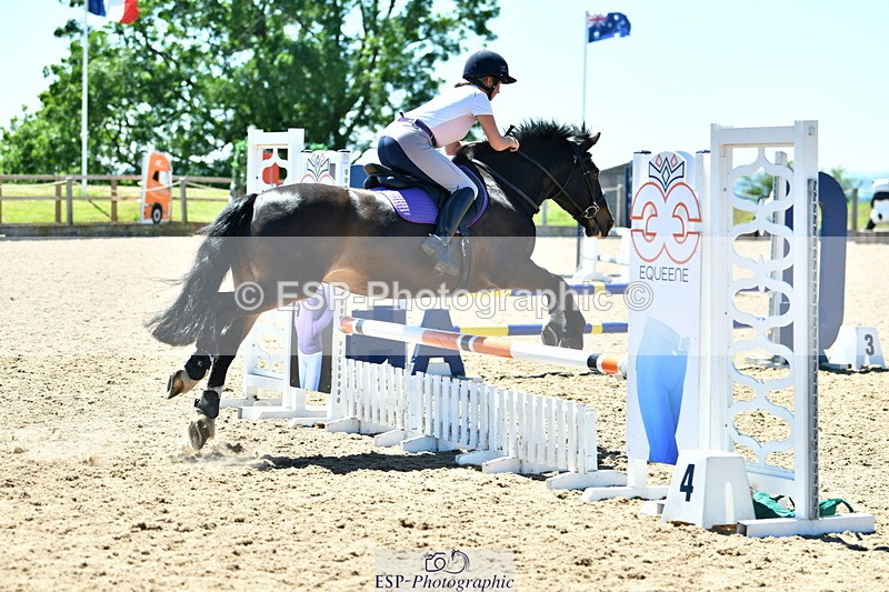 230624A-141528-01886 - Cls 42+43 Club and Schools 70cm