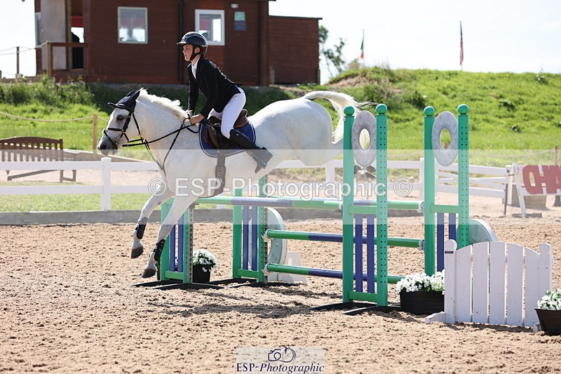 240629A-102127-04079 - Cls 17 Discovery and 90cm Open