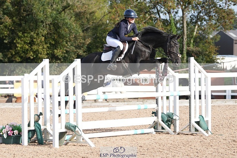 251005-102819-02550 - Cls 22 British Novice and 90cm