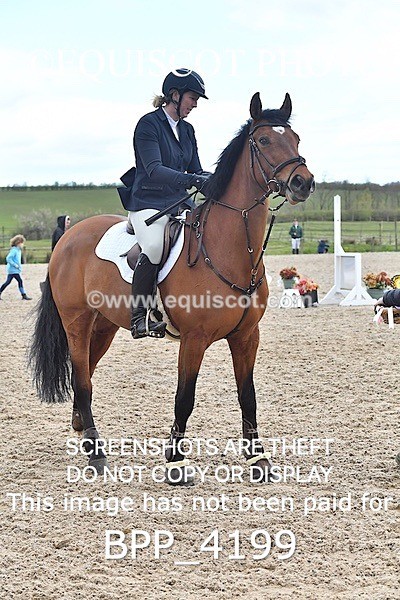 BPP_4199 - CLASS 6 FRI Senior Newcomers/ 1.10m Open