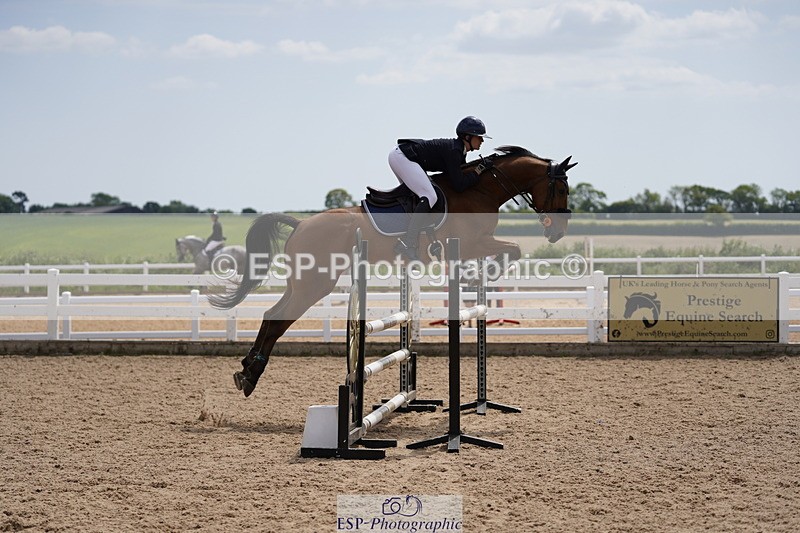 230528A-142016-07759 - Cls 34 1.05m Amateur Quali