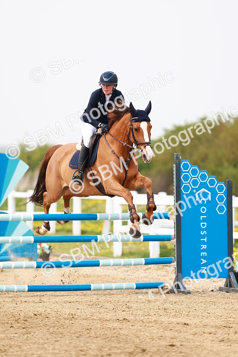  - Class 18 - Senior Newcomers - 1.10m