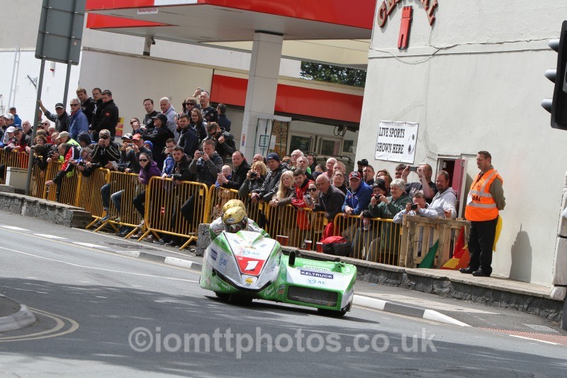 Dave Molyneux & Patrick Farrance - Sure Sidecar Race 2