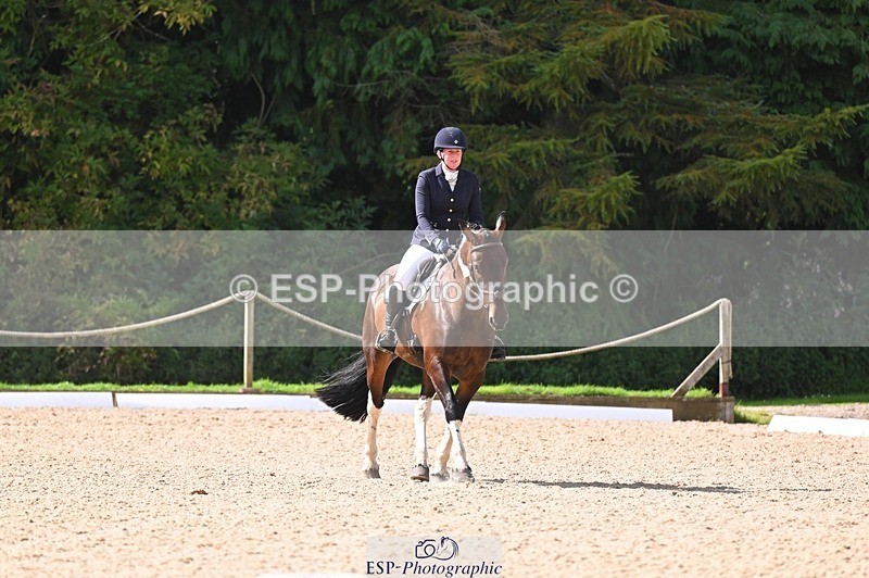 240809-102938-00203 - 112-Caroline.Hutchens-Clogorrow's.Socky