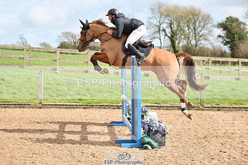 240315A-130402-01124 - Cls 3 Snr Foxhunter