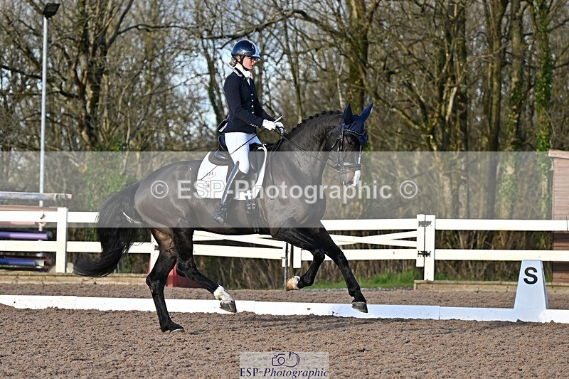 241214-135929-02689 - 124-isobel.goodwin-Milano.van.hof.olympia