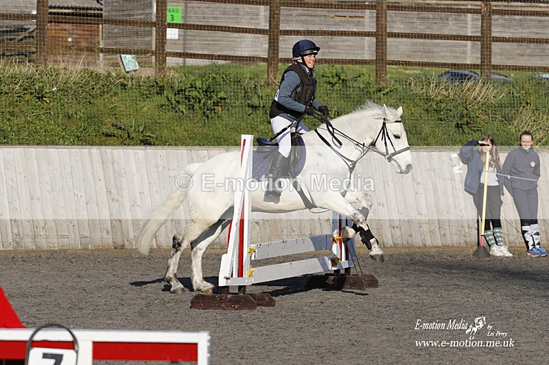 _EST0080 - Bourne Valley Riding Club Winter Showjumping 27/03/22