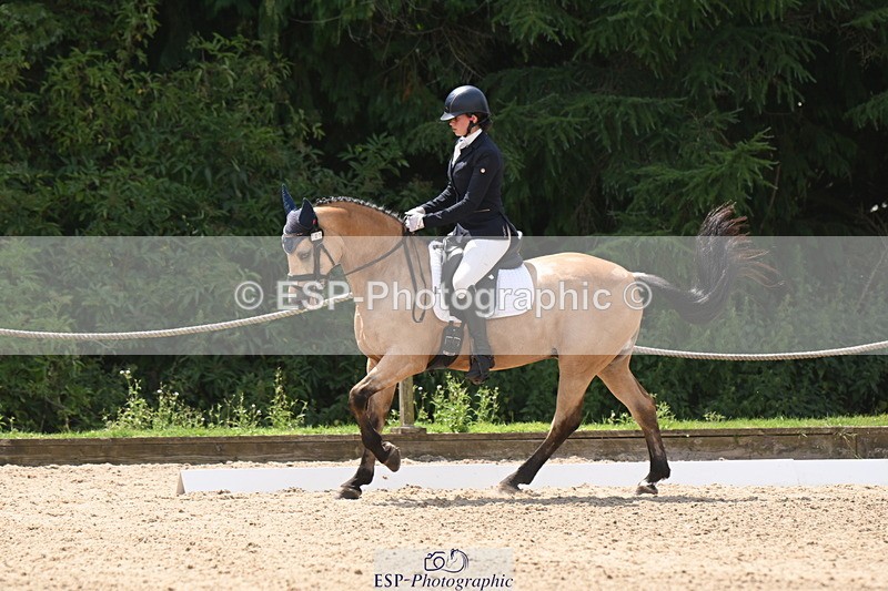 250719A-125658-05201 - 141-Chloe.Dunn-Towerhill.Shamie