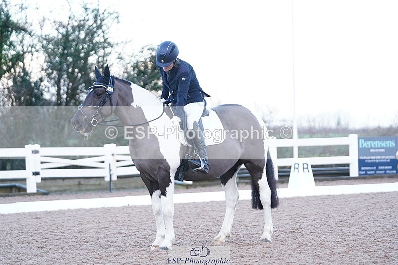 241214-095758-00102 - 122-Lisa.Counsell-Paris.Party.Girl