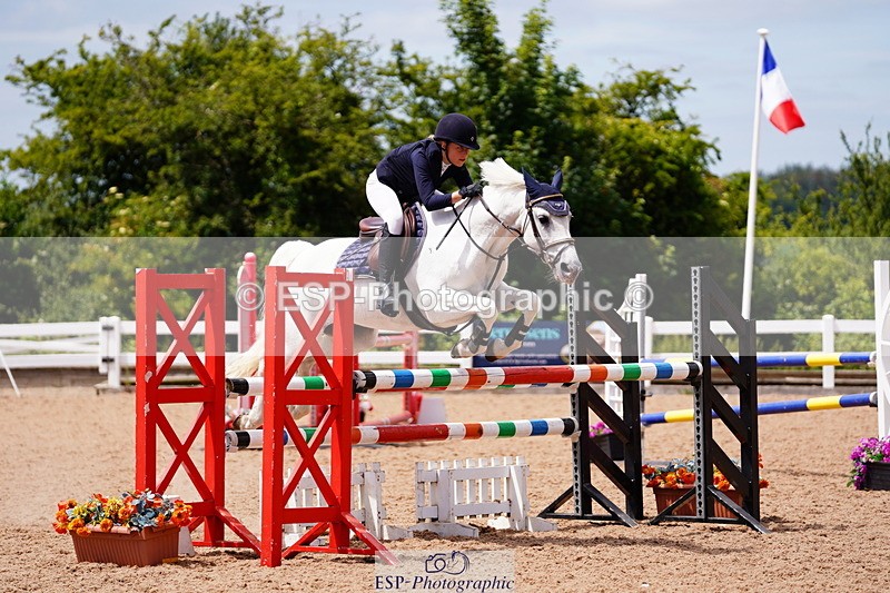 240629A-124530-05436 - Cls 18 Newcomers and 1m Open