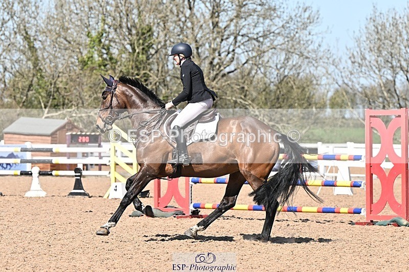 250409-124854-00560 - Snr Newc & 1.10m Open