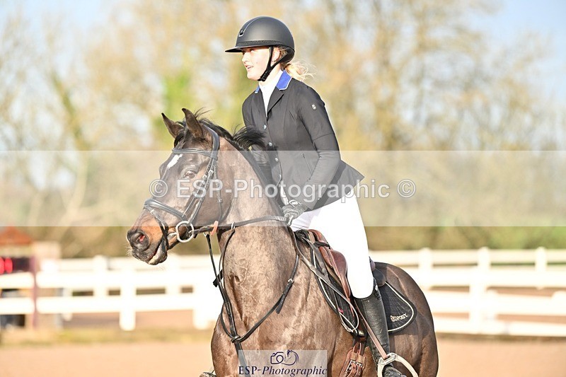 241206-100320-00155 - Cls 2 British Novice and 90cm Open