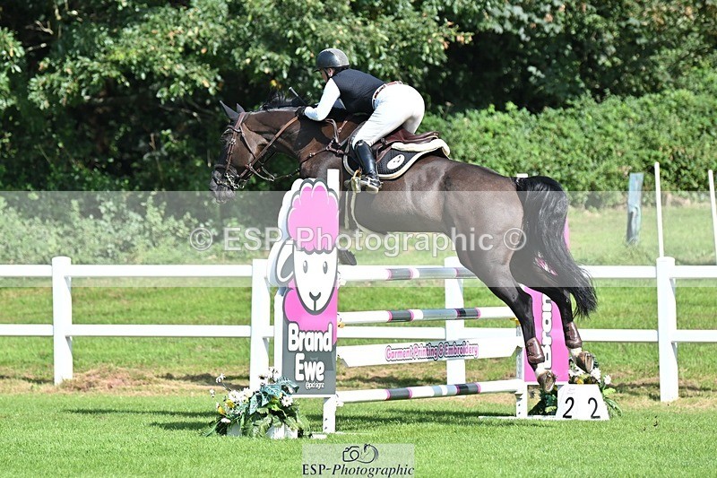 230909-113207-05218 - Cls 11 Snr Foxhunter & 1.20m Open