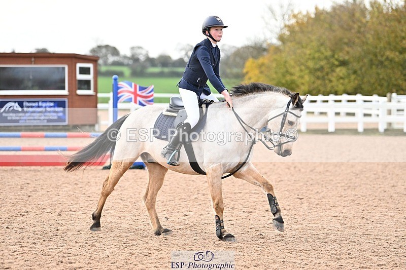 241117X-092335-03232 - Cls 05s A&B Pony Brit Nov & 80 Open