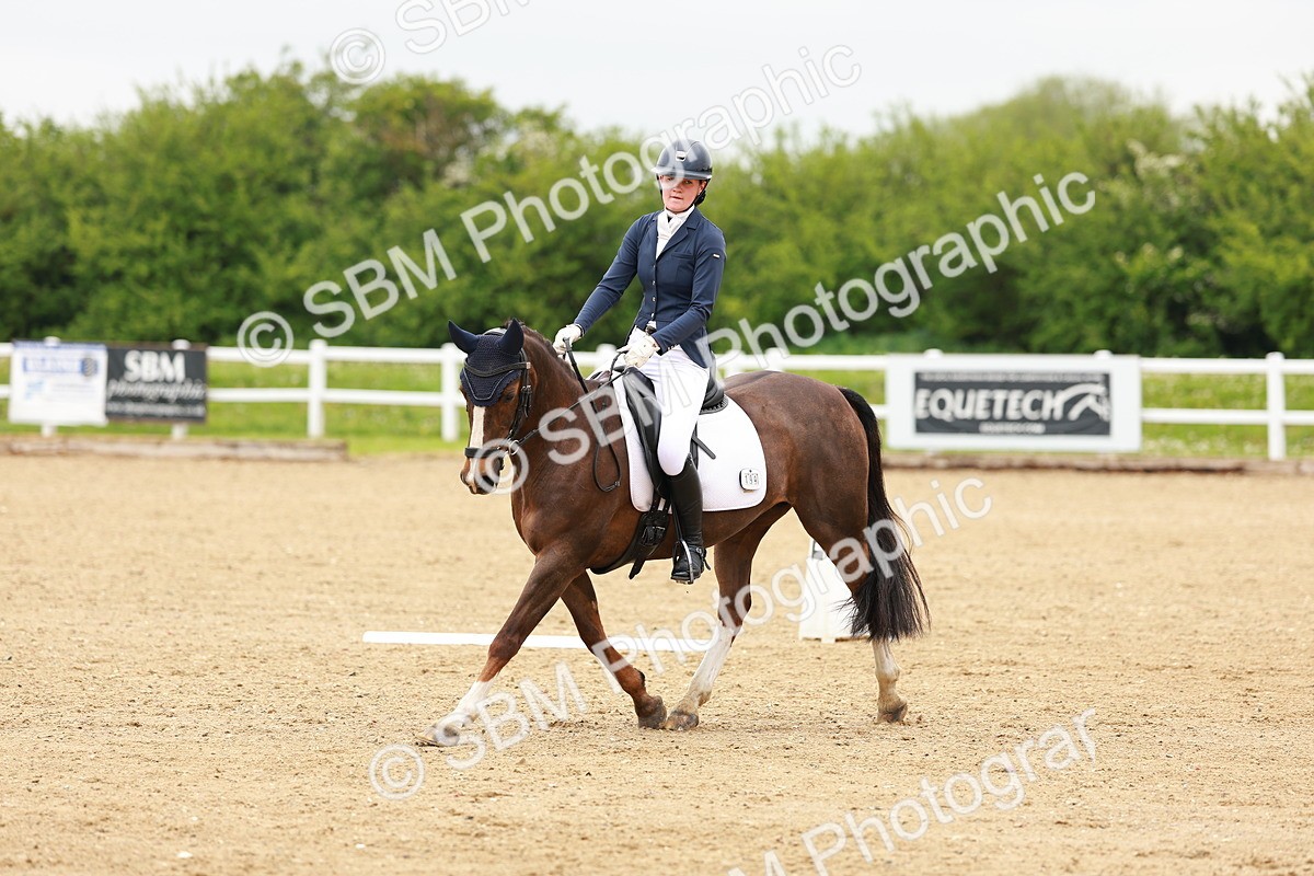 SBM_004977 - Class 15 - Novice 5
