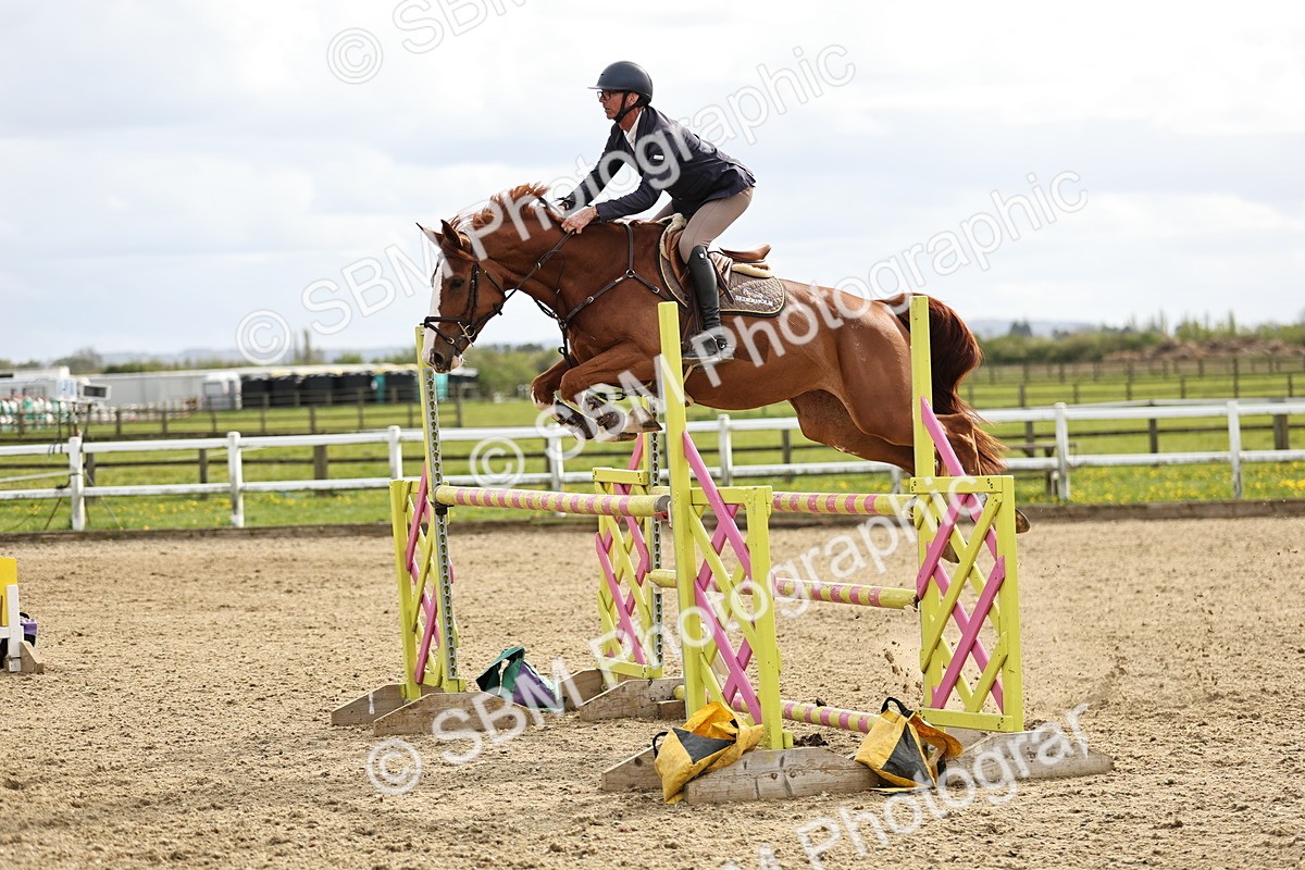 SBM_001592 - Class 5 -Senior Foxhunter - 1.20m