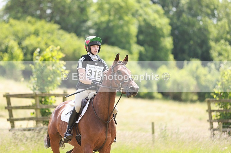 240630X-131127-7004 - 316-Dani_Evans-LASAIRFHIONA