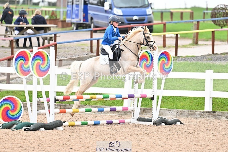 250920-105101-00271 - Cls 22+23 Club and Schools 70cm