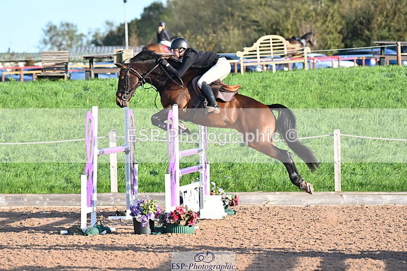 231015A-091359-06886 - Cls 28 Newcomers & 1.10m Open