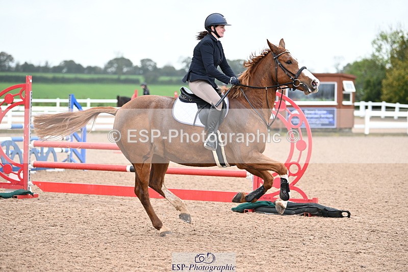 241023A-105920-00436 - Cls 1 British Novice and 90cm Open