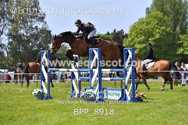 BPP_8918 - CLASS 3 The RHS Andrew Hamilton Coach Novice Qualifier (1.20m)