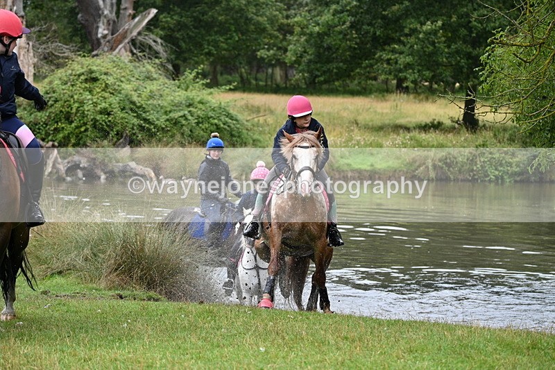 WJ7_9312 - Time at Water 11:53 to 12:23