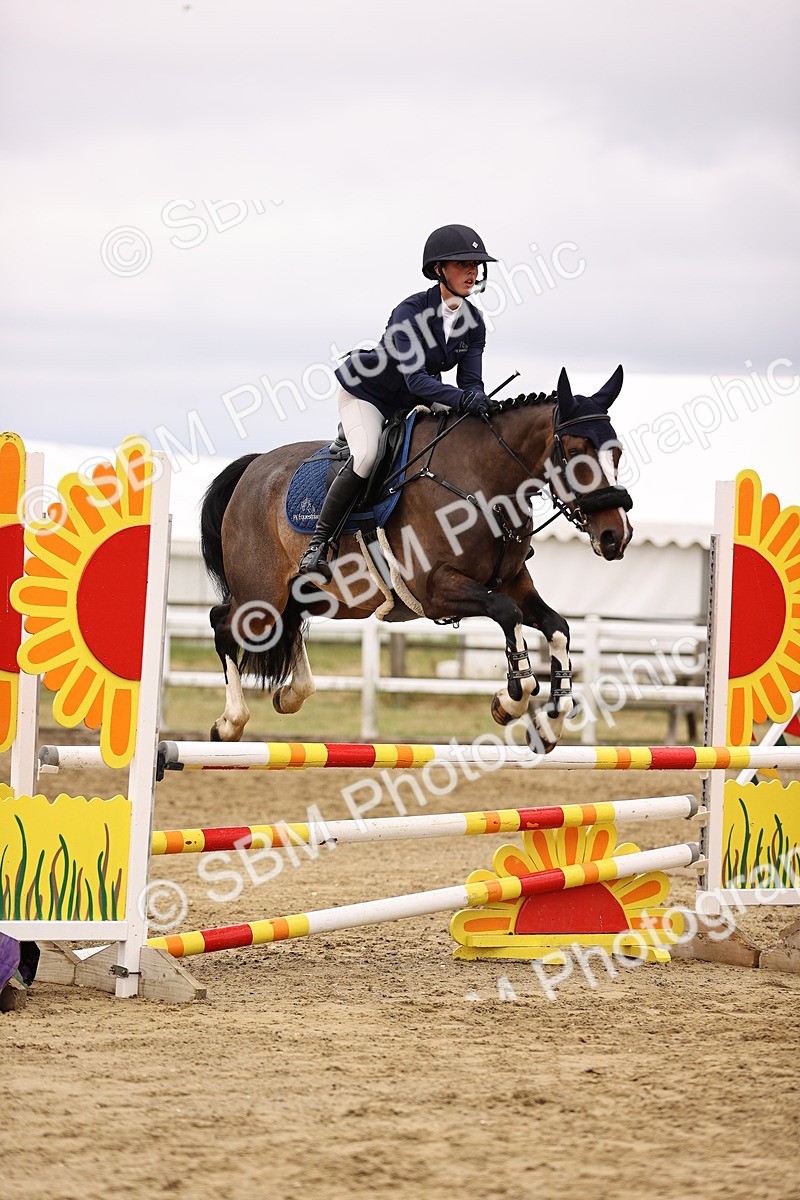 SBM_024710 - Class 9 - Senior British Novice - 90cm