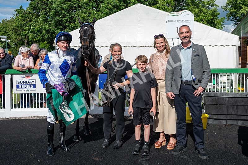 310526-Race 3-Al Hussar-8662 - Race 3 16.45pm Sky Bet Club Handicap