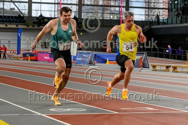 MastRelay26-915875 - Masters Set One