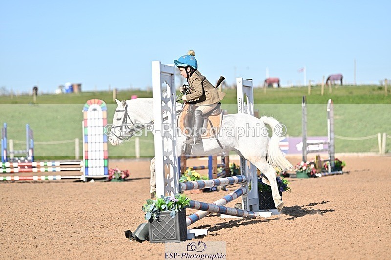 250401-164606-00220 - 60cm classes