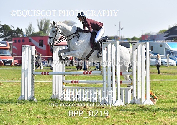 BPP_0219 - CLASS 1 Senior Newcomers/ 1.10m Open