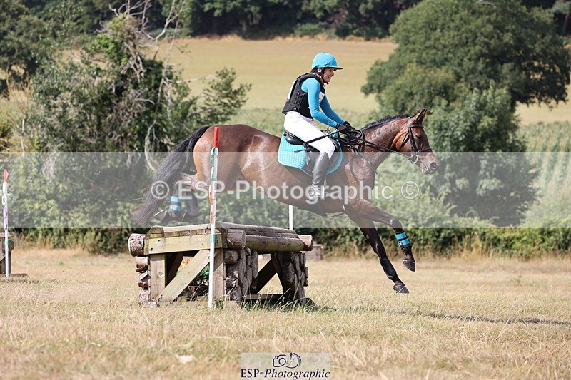 250802A-161635-07499 - F-283-Helen.Daly-MIELIKKI