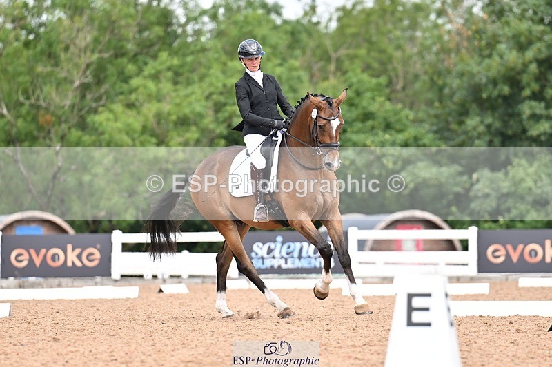 260704-124840-04673 - Cls 4D Senior Intermediate Novice 1