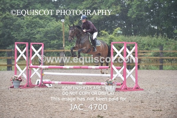 JAC_4700 - CLASS 14 SUN Senior British Novice/ 90cm Open