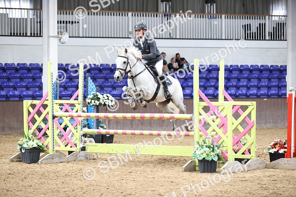 SBM_003051 - Class 13 - Blue Chip Pony Newcomers 1.00m Open
