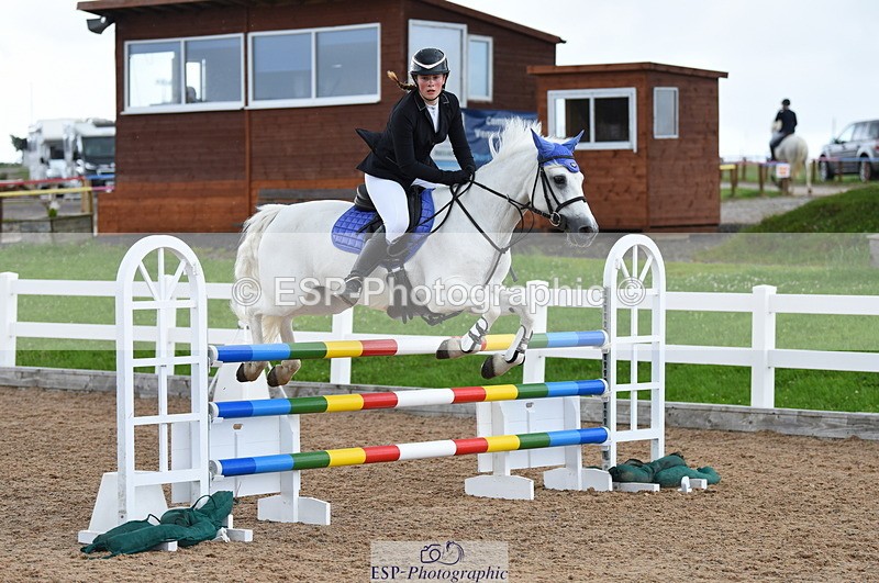 230715A-125224-01109 - Cls 4 Newcomers & 1m Open