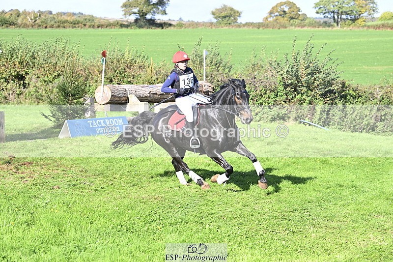 251024A-124303-11245 - B-136-Sophie.Jackson