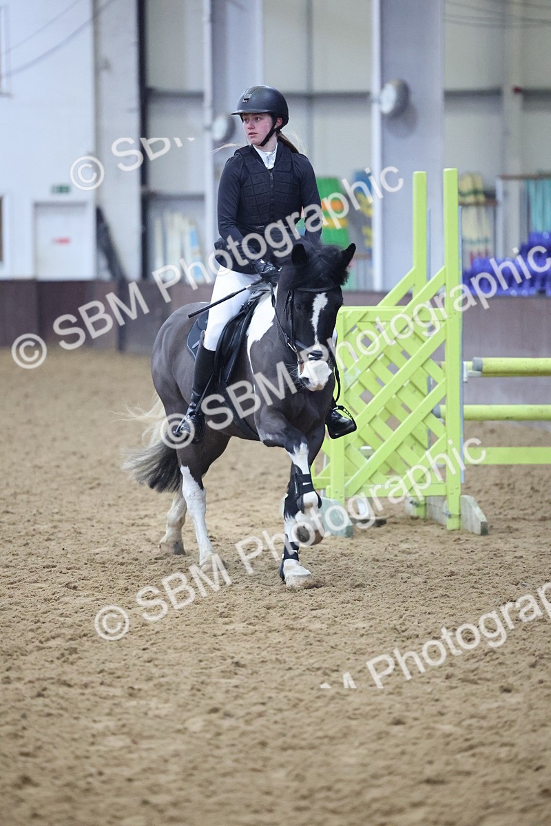 SBM_003266 - Class 11 - Blue Chip Pony Newcomers - 1.00m Open