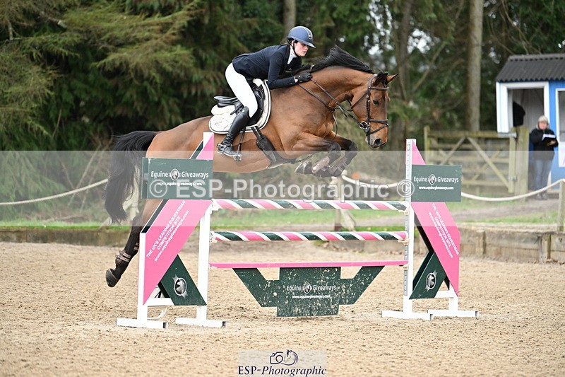 250323A-153004-05029 - Cls 25 Snr Fox & 1.20m Open